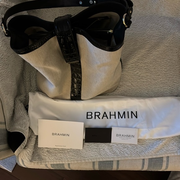 Brahmin Shoulder Bag.